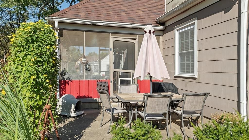 1109 N Washington Street — photo 62