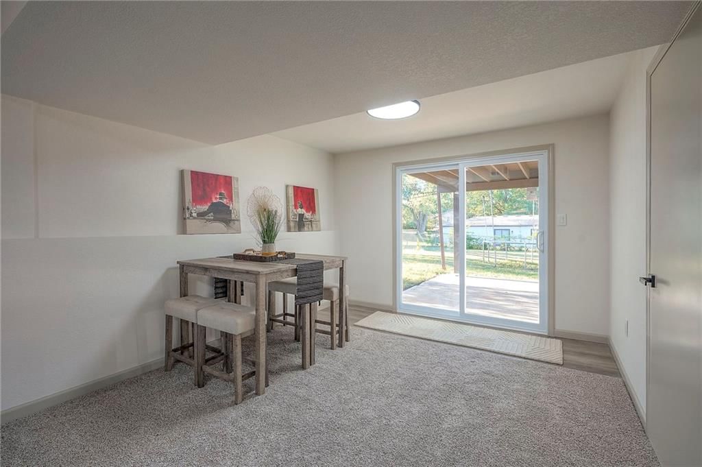 Photo 29 of 37 - 6010 E 151st Street