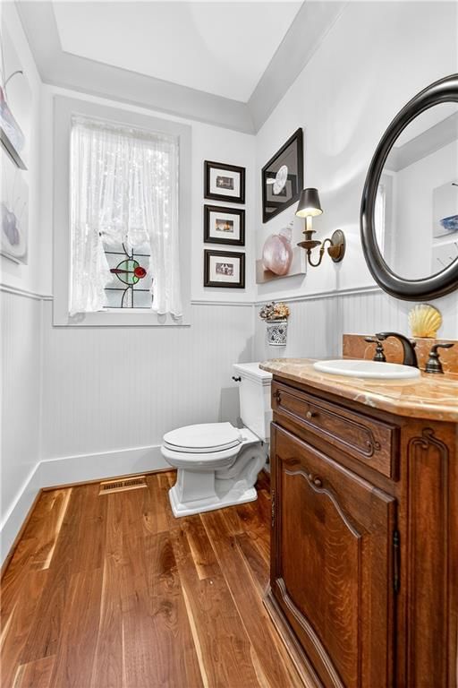7805 Mission Road — photo 32