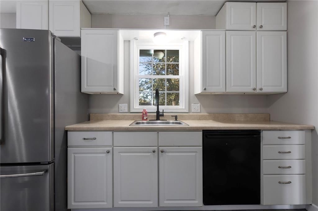 106 Helen Street — photo 11