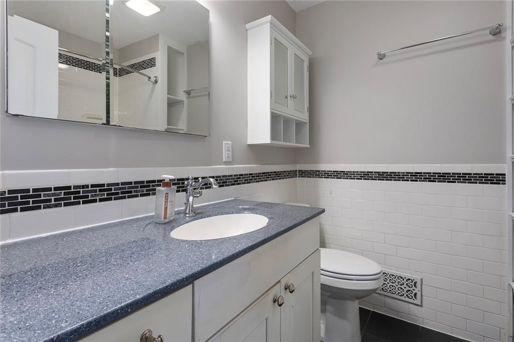 106 Helen Street — photo 15