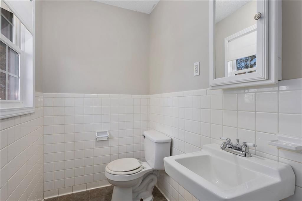 106 Helen Street — photo 21