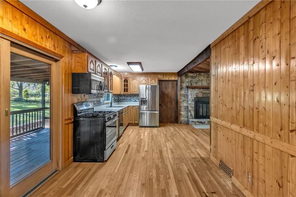 Photo 7 of 29 - 1601 NE 114th Street