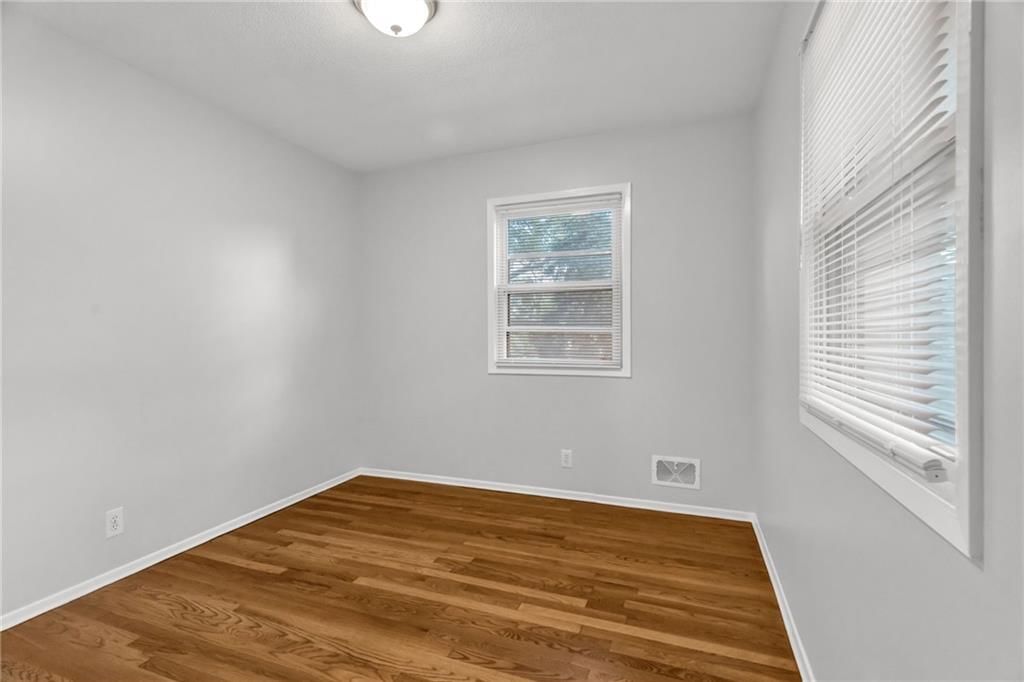 Photo 14 of 29 - 1601 NE 114th Street