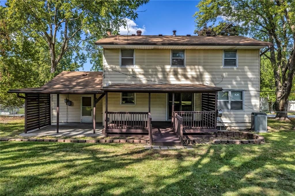 Photo 25 of 29 - 1601 NE 114th Street