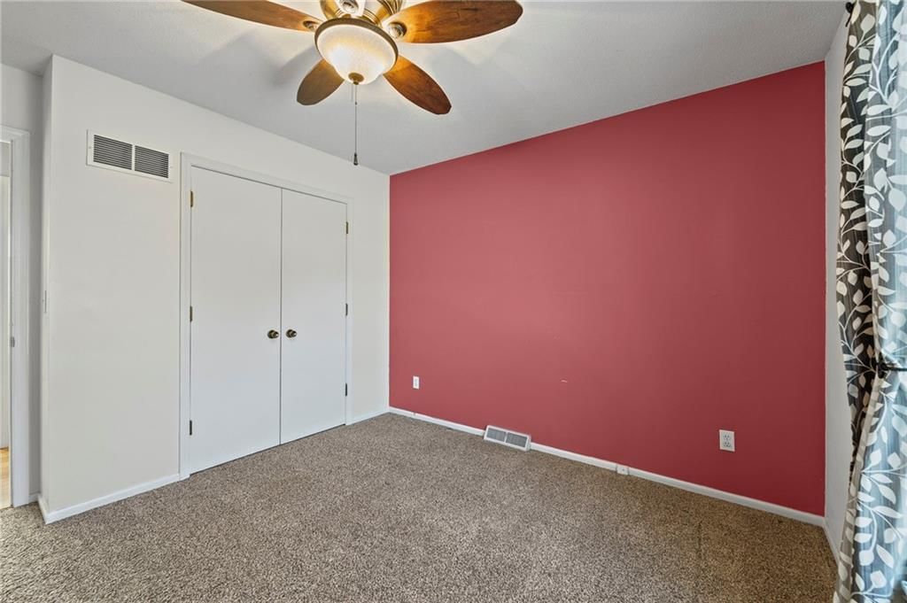 8809 N MAIN Street — photo 13