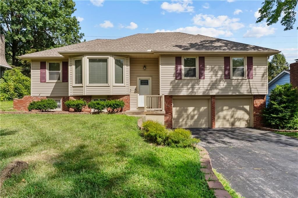 9415 Moody Park Drive — photo 2