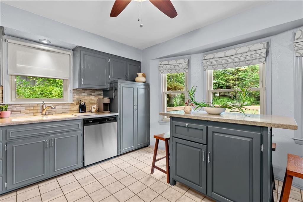 9415 Moody Park Drive — photo 11
