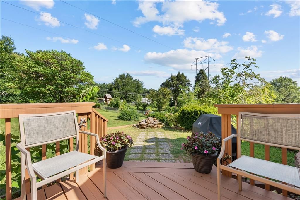 9415 Moody Park Drive — photo 32