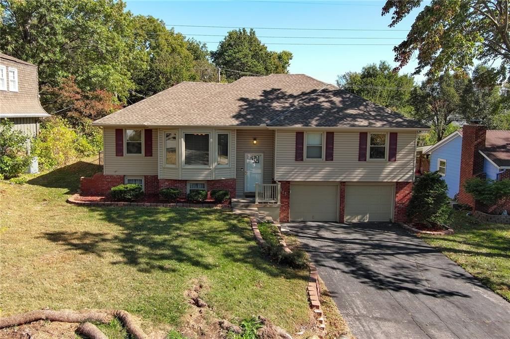 9415 Moody Park Drive — photo 42