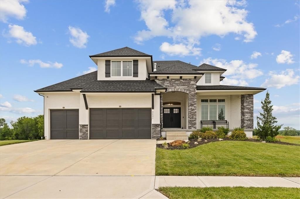 2421 W 177th Street, Overland Park, KS