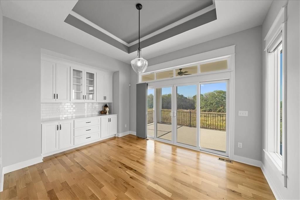 2421 W 177th Street — photo 15