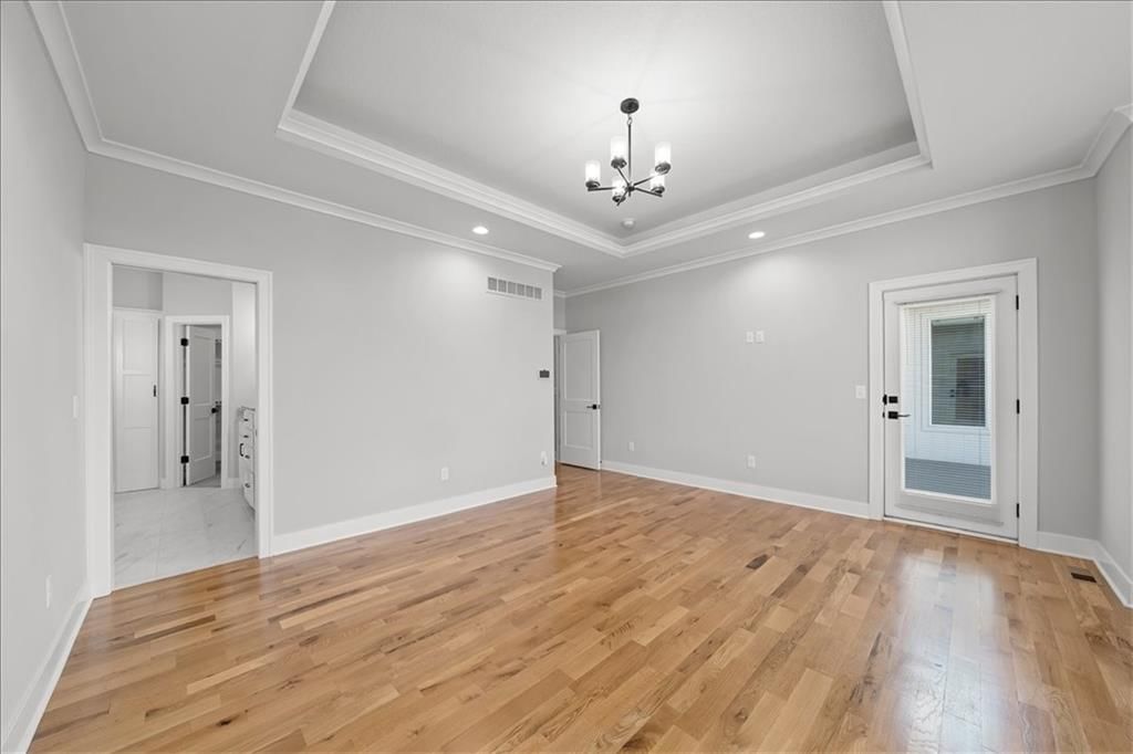 2421 W 177th Street — photo 18