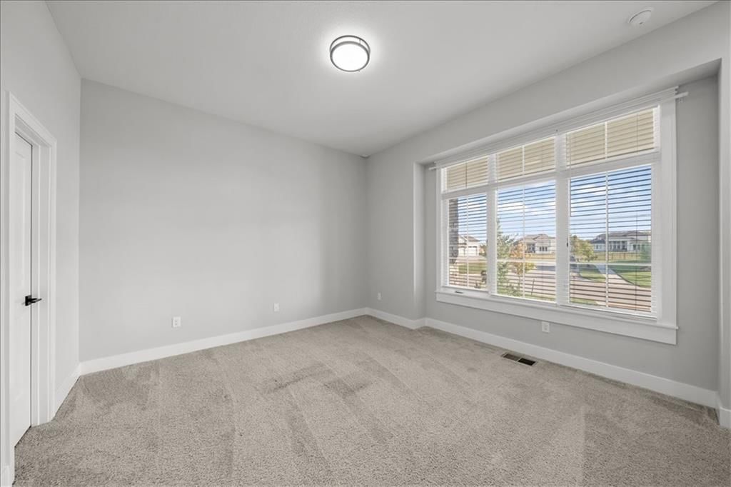 2421 W 177th Street — photo 20