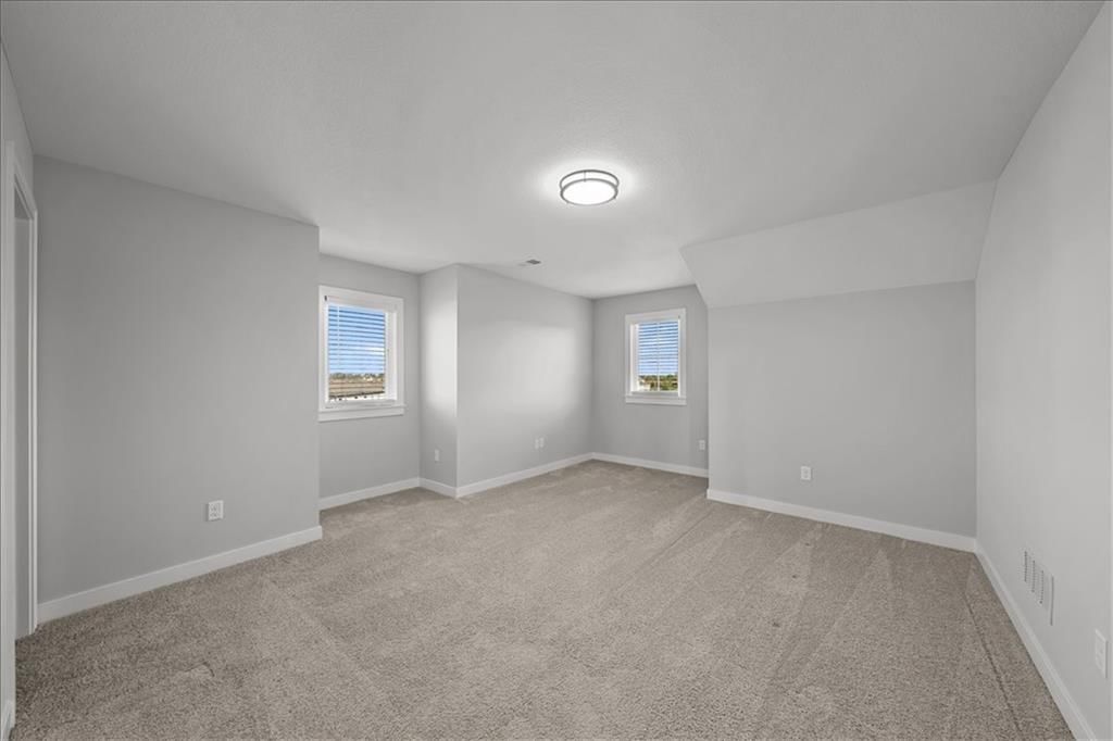 2421 W 177th Street — photo 26