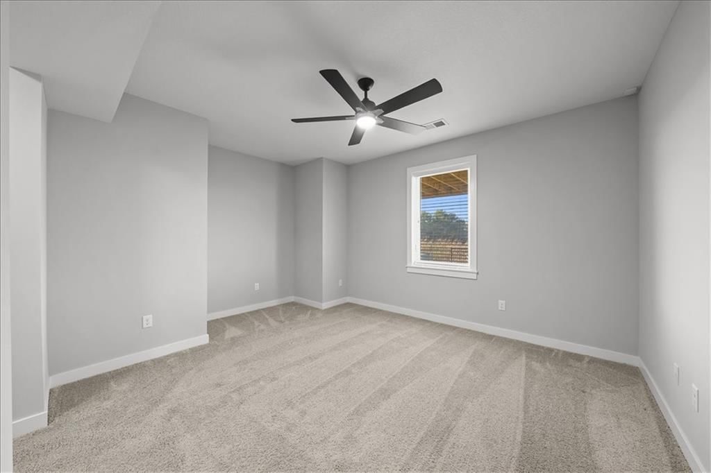 2421 W 177th Street — photo 34