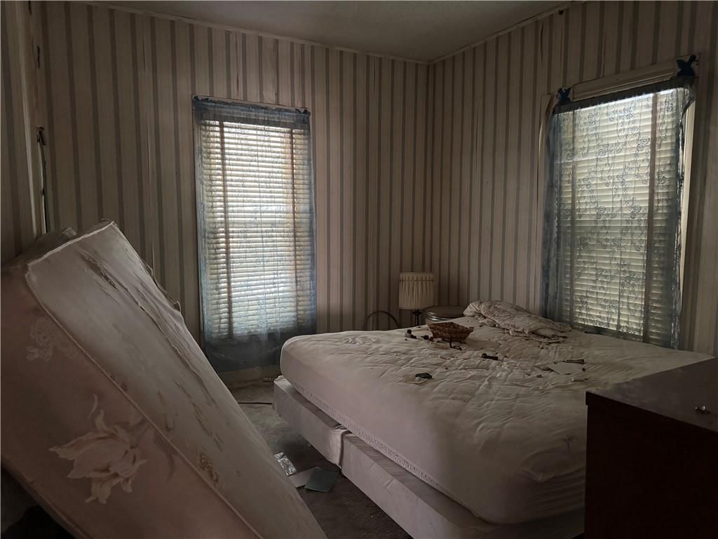 1806 Clark Avenue — photo 7