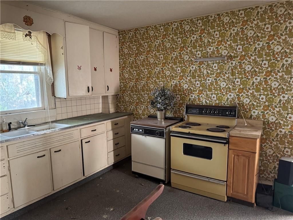 1806 Clark Avenue — photo 8