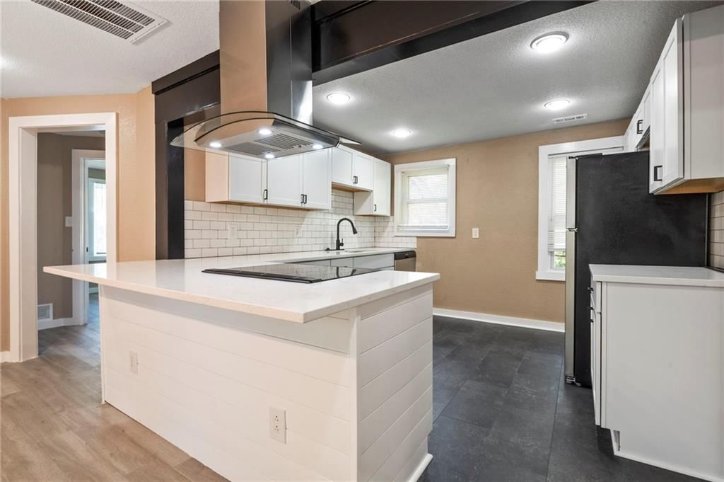 2020 Brickel Boulevard — photo 5