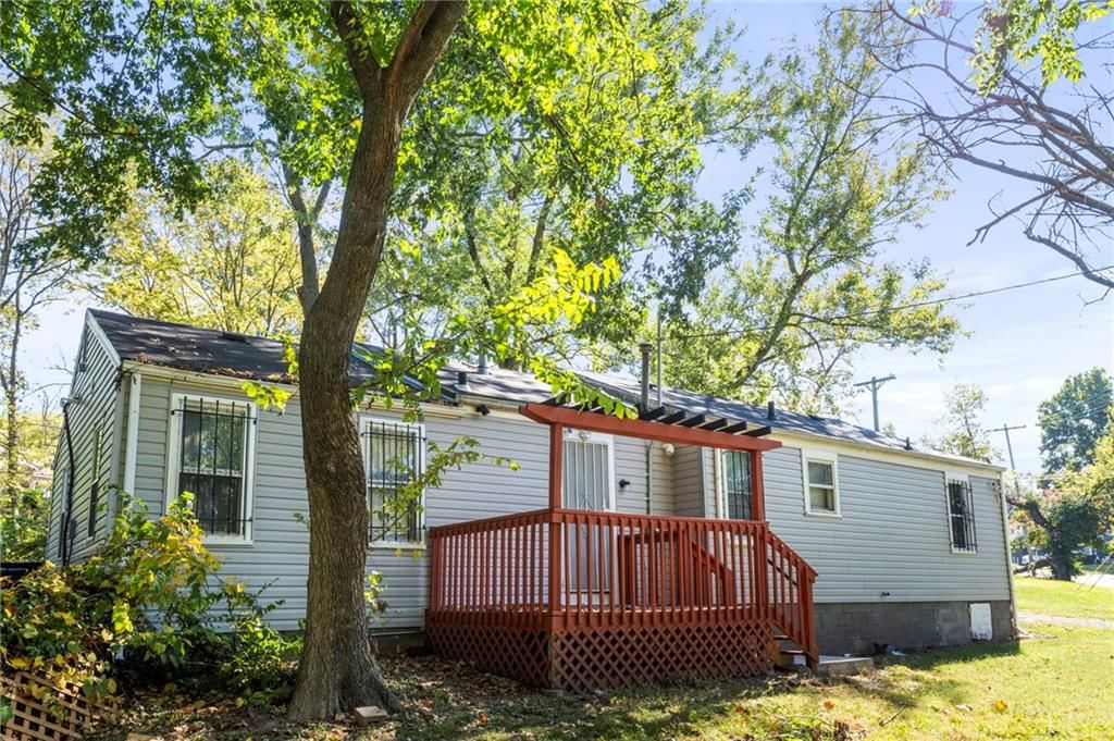 2020 Brickel Boulevard — photo 27