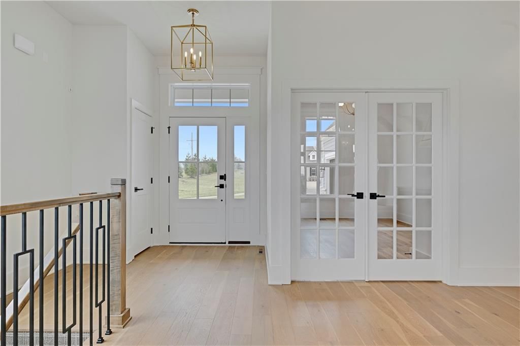 13431 W 174th Terrace — photo 3