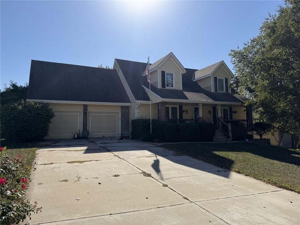 1919 SW 1st Street, Lee's Summit, MO