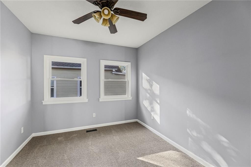 304 W Wea Street — photo 16
