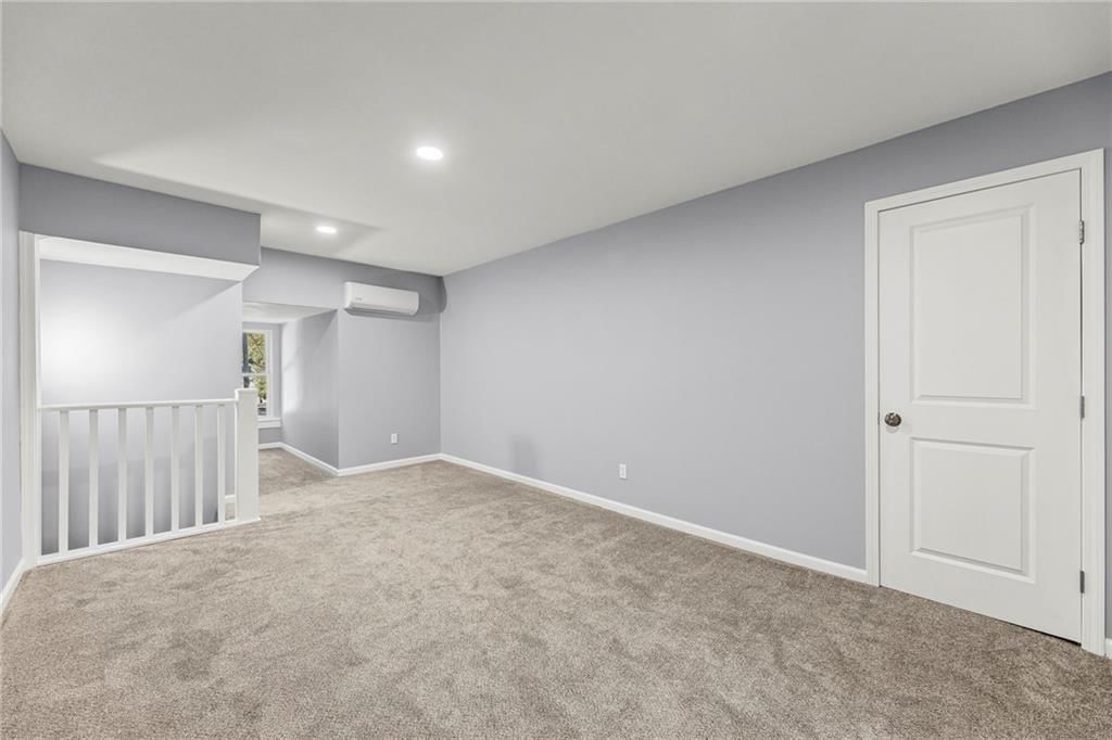 304 W Wea Street — photo 21