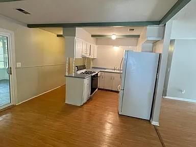 702 Park Circle — photo 5