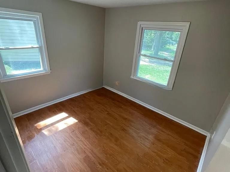 702 Park Circle — photo 7