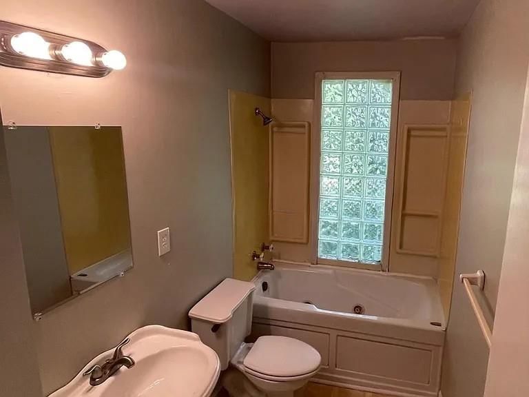 702 Park Circle — photo 10