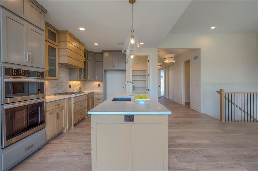 907 Savannah Lane — photo 14