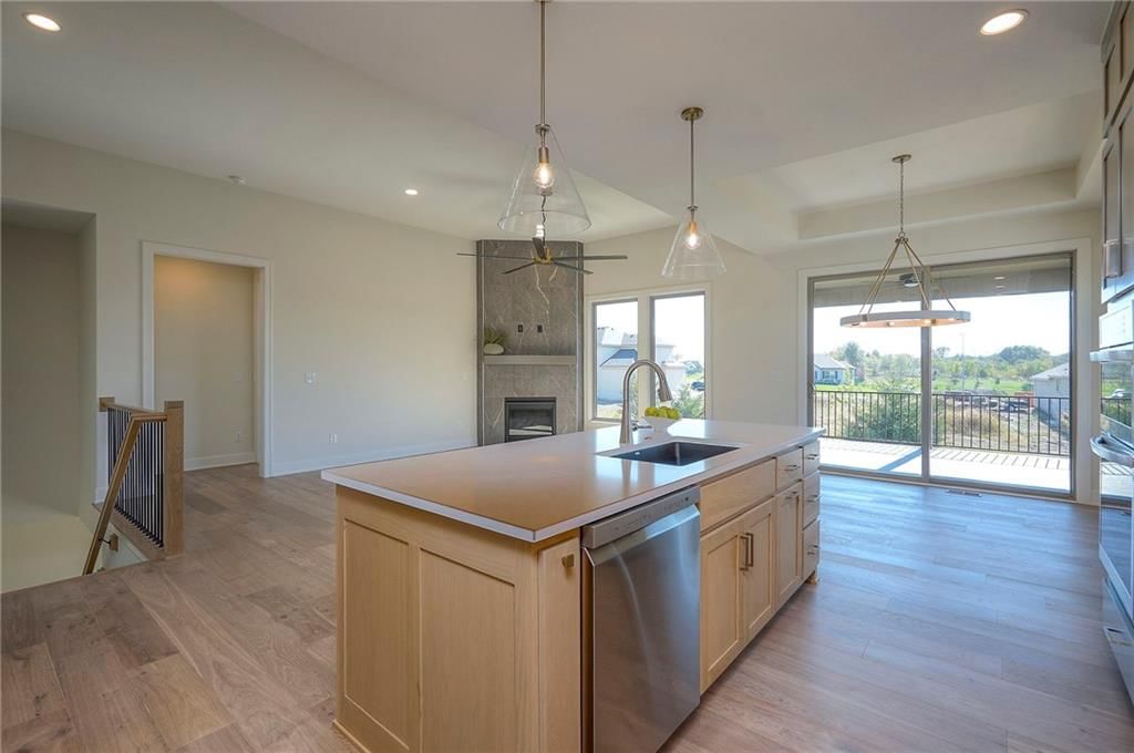 907 Savannah Lane — photo 17