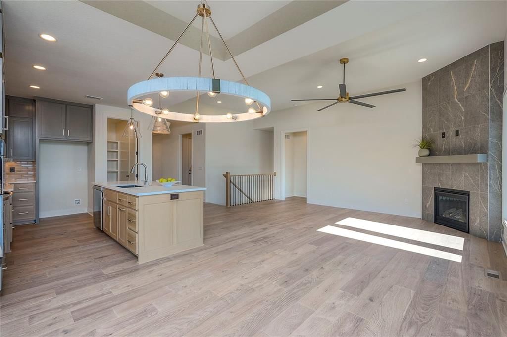 907 Savannah Lane — photo 24