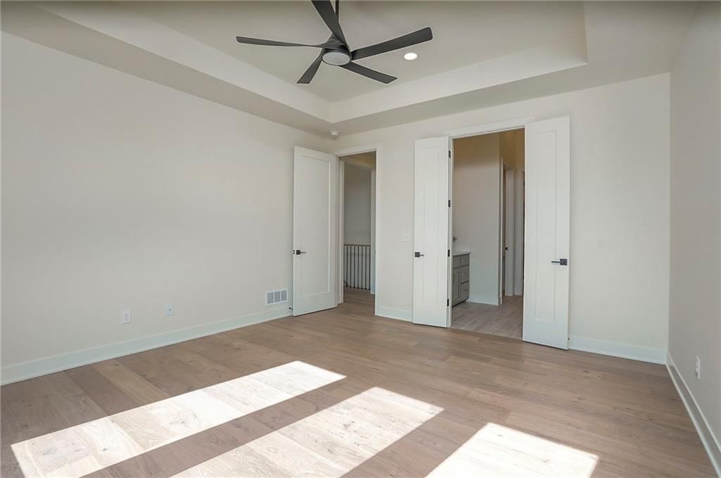 907 Savannah Lane — photo 32