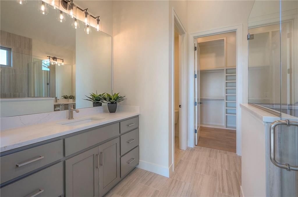 907 Savannah Lane — photo 33