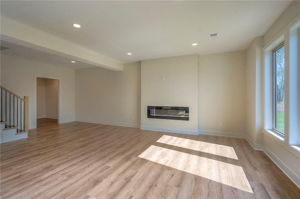 907 Savannah Lane — photo 40