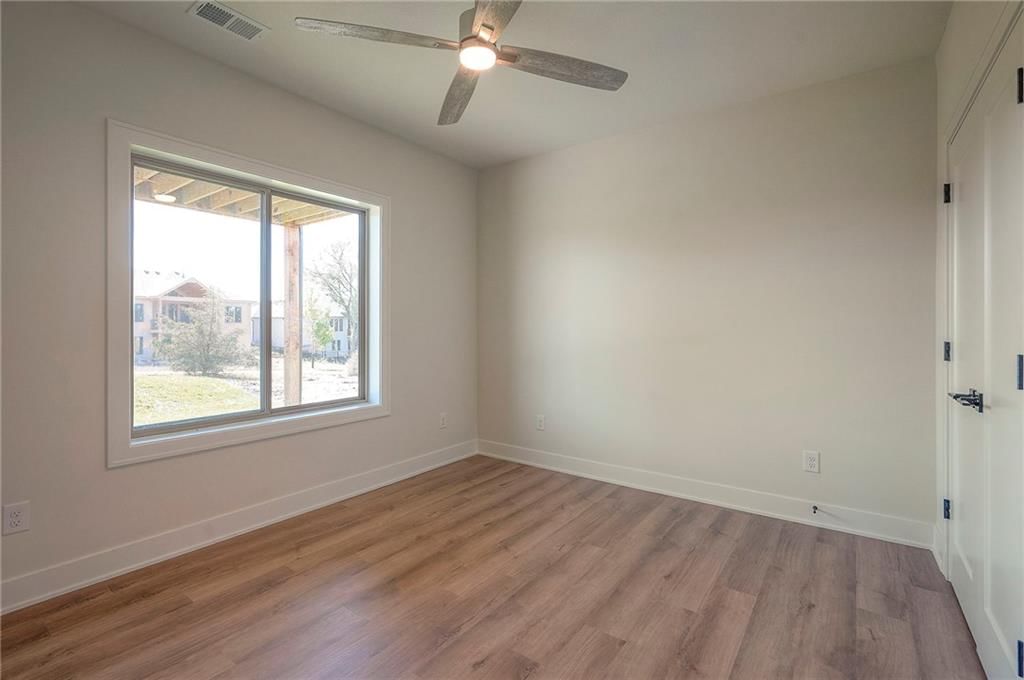 907 Savannah Lane — photo 45
