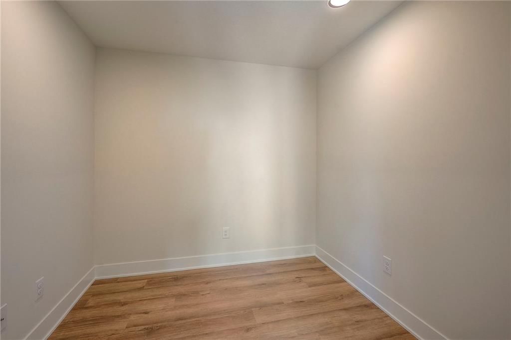 907 Savannah Lane — photo 47