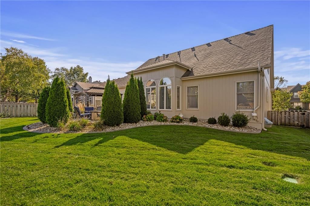 16247 S Avalon Street — photo 9