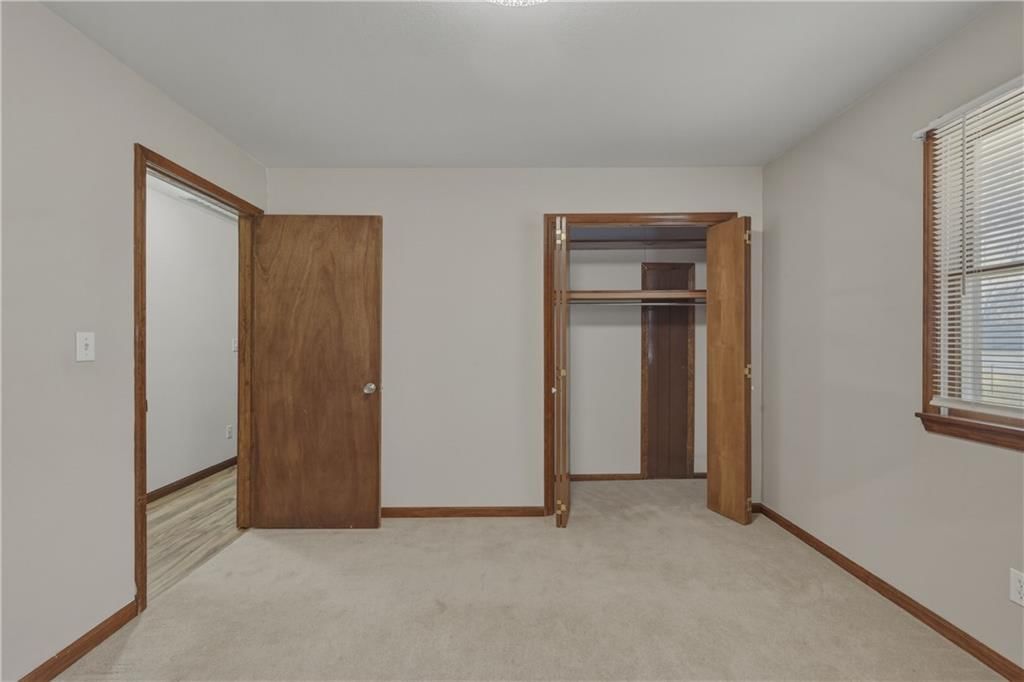 727 N Leonard Street — photo 13