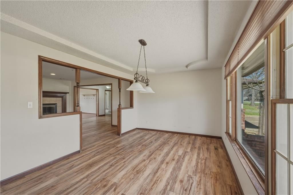 727 N Leonard Street — photo 21