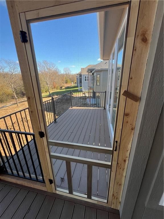 2516 W 179th Street — photo 2