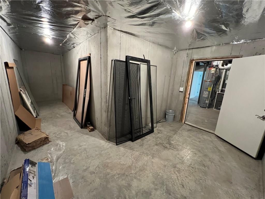 2516 W 179th Street — photo 39