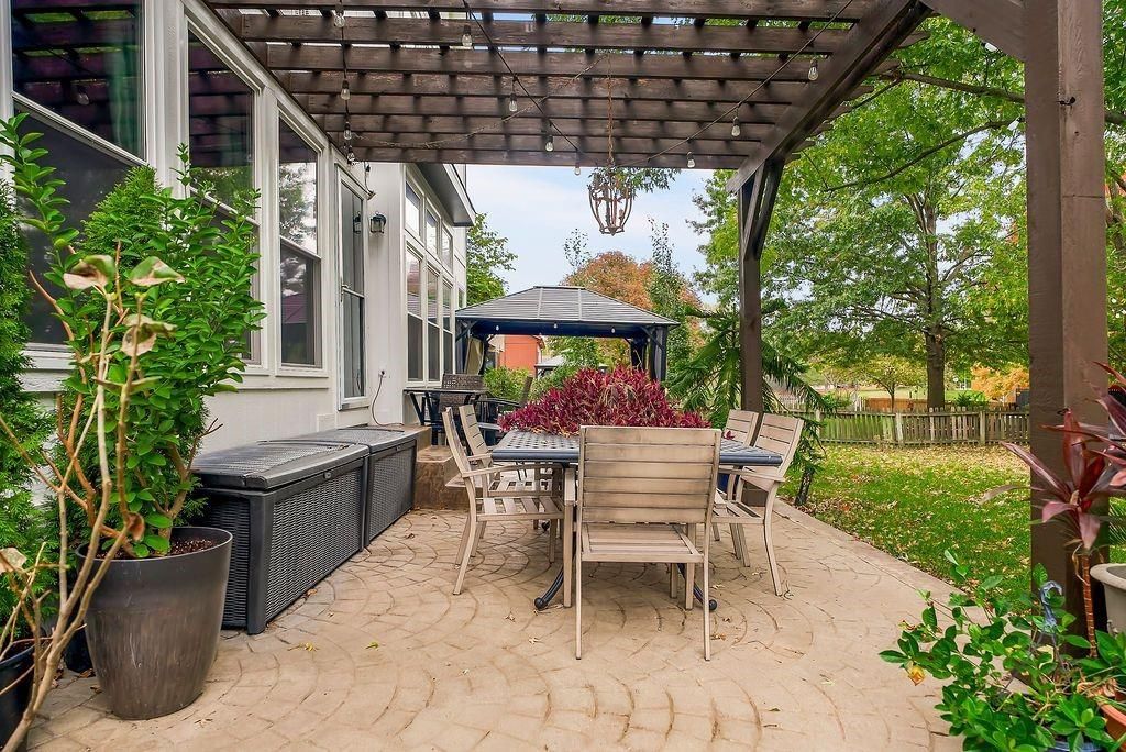 Photo 14 of 34 - 21525 W 51st Street