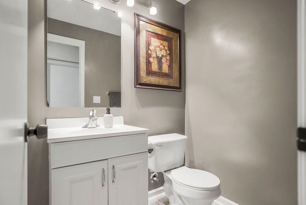 Photo 30 of 34 - 21525 W 51st Street
