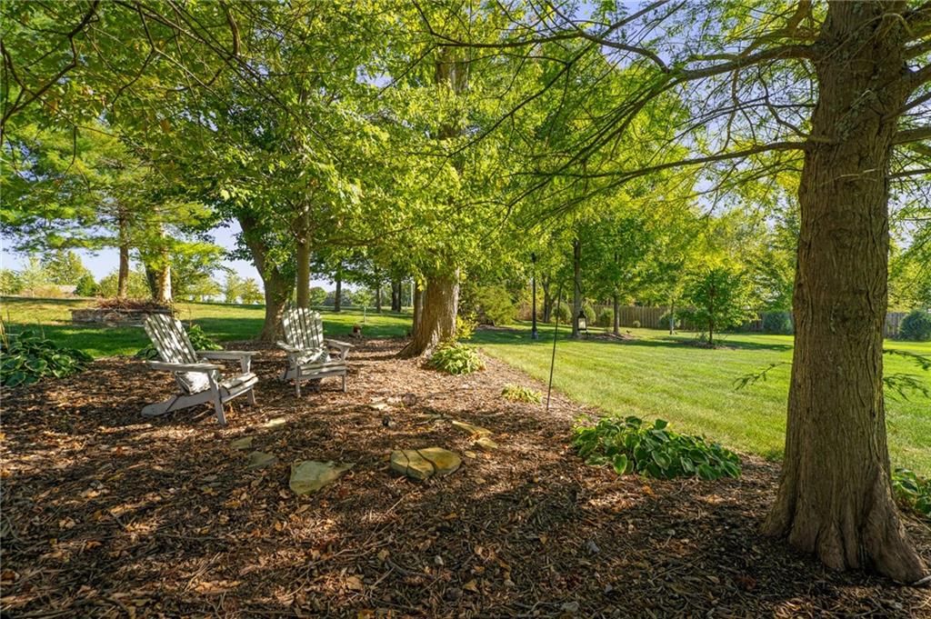 15801 Parkhill Street — photo 4