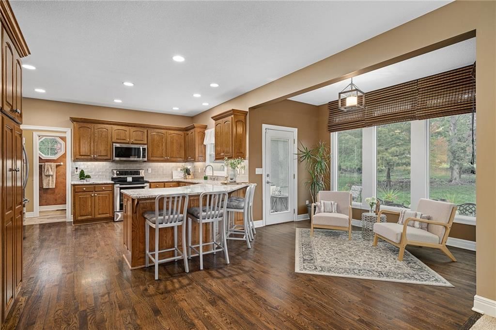 15801 Parkhill Street — photo 16