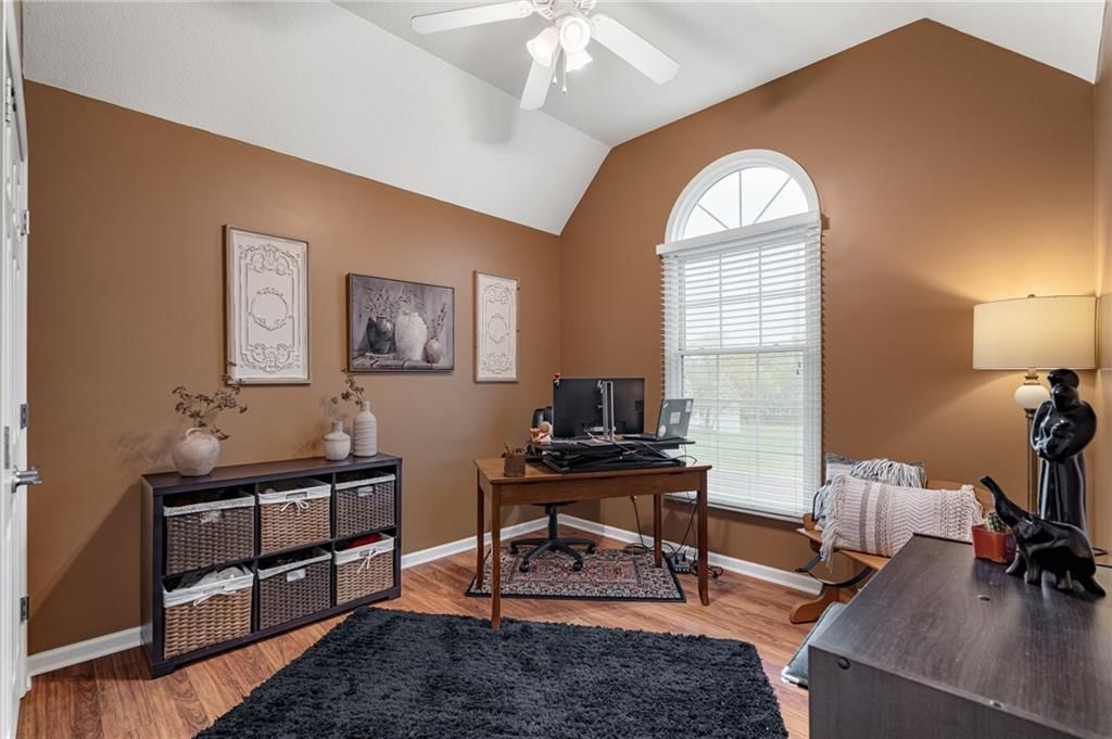 15801 Parkhill Street — photo 37