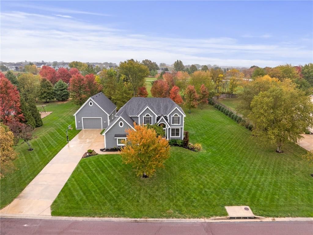15801 Parkhill Street — photo 44